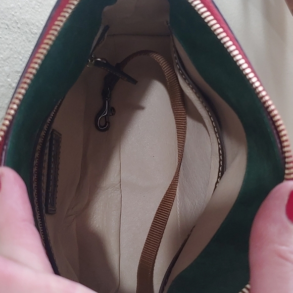 𝅺Dooney & Bourke Florentine Cameron Crossbody - Picture 9 of 12